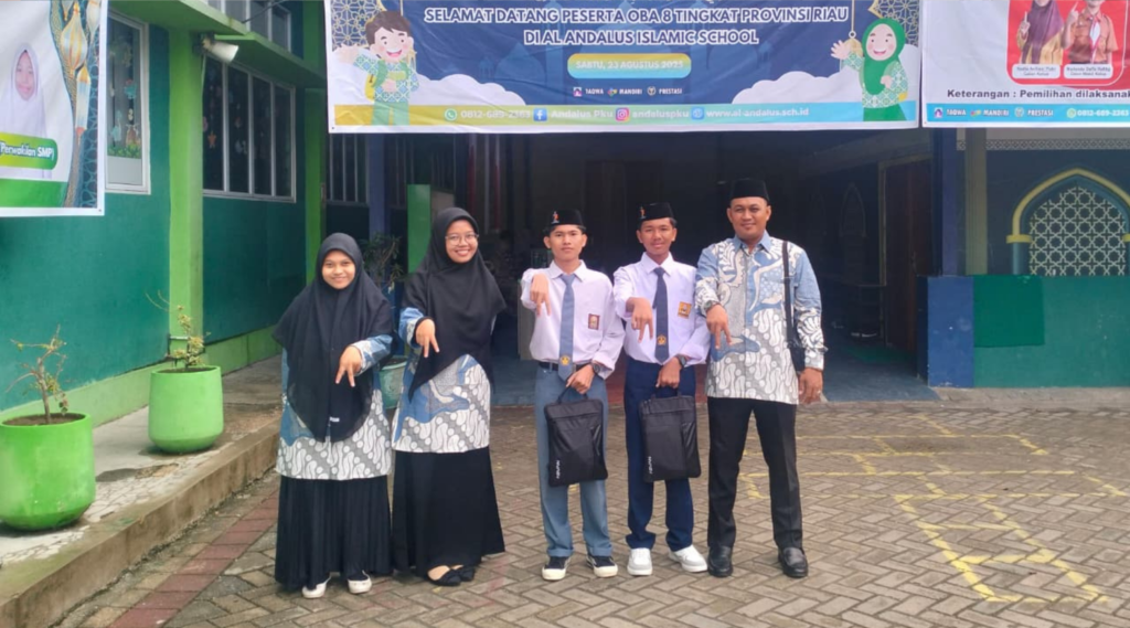 Peserta Olimpiade Bahasa Arab Ke-8 Perwakilan MTs Al-Azkiya dan MA Al-Azkiya Tingkat Prov. Riau Mewakili Kab. Inhil