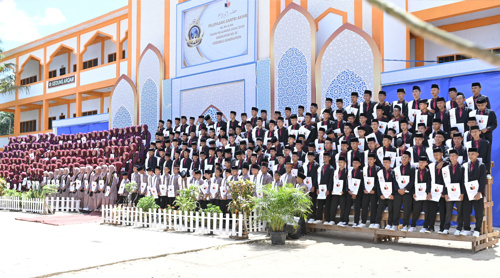 Perpisahan MI, MTs, MA Al-azkiya