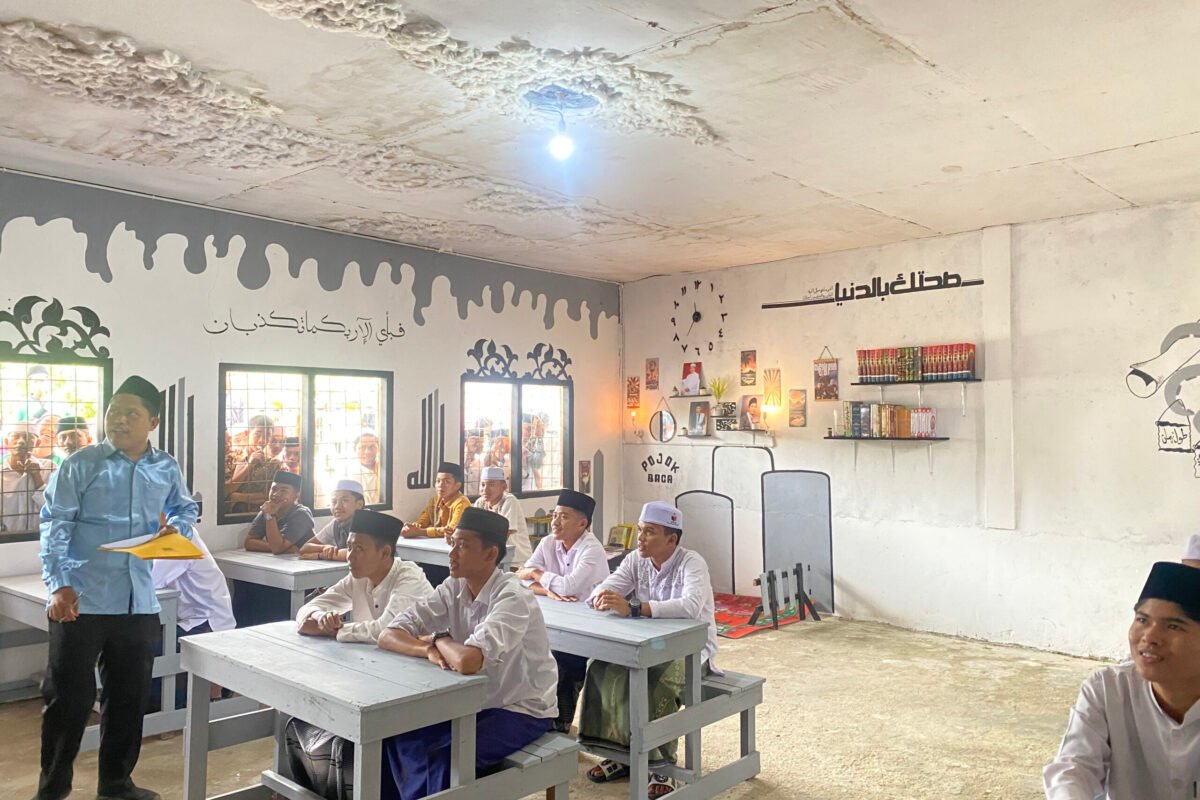 Lomba menghias kelas